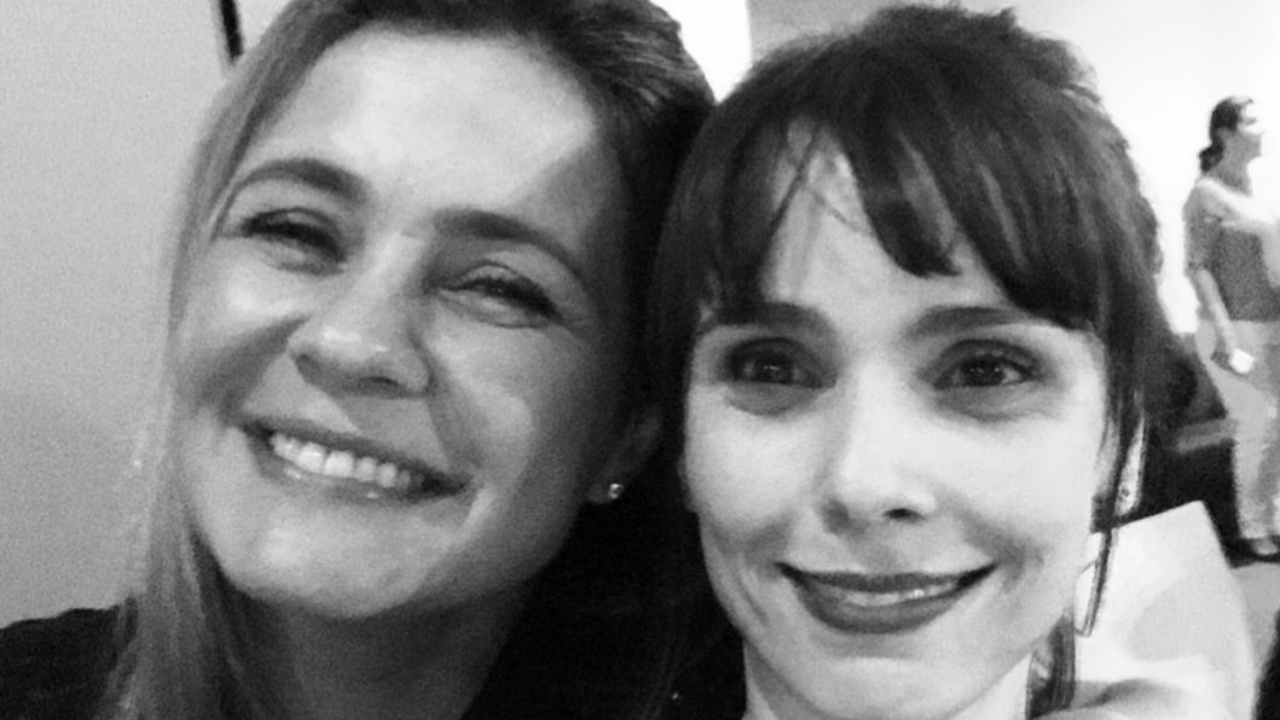 Débora Falabella celebra 10 anos de ‘Avenida Brasil’ e amizade com Adriana Esteves