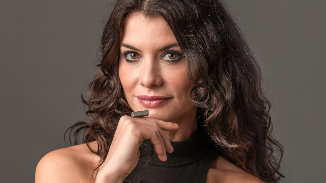Alinne Moraes se despede de ‘Um Lugar Ao Sol’ com homenagem à equipe: ”Sentirei saudades”