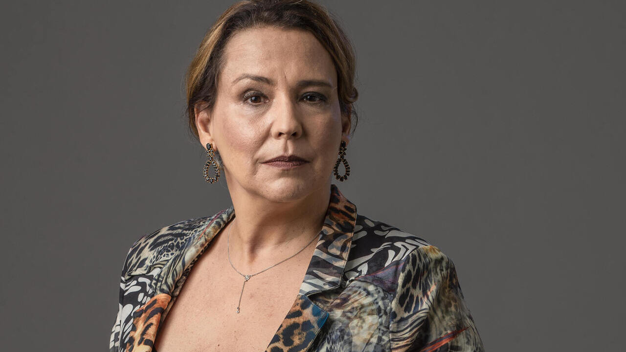 Após ter influenza, Ana Beatriz Nogueira descobre câncer no pulmão