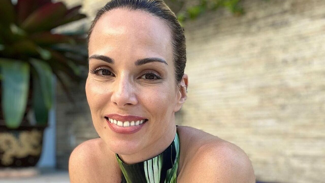 Ana Furtado mostra como ficou seu pé após ensaio do ‘Dança dos Famosos’