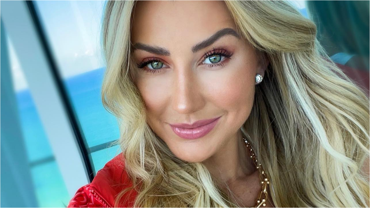 Ana Paula Siebert aposta em look estiloso e bolsa de R$ 40 mil para evento