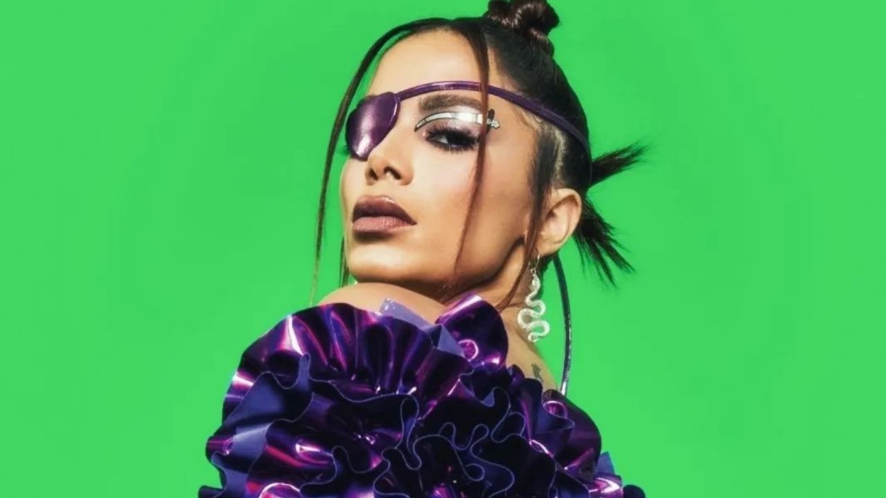 Anitta ousa com look de ‘Pirata’ para o Carnaval 2022: “Arrasou”