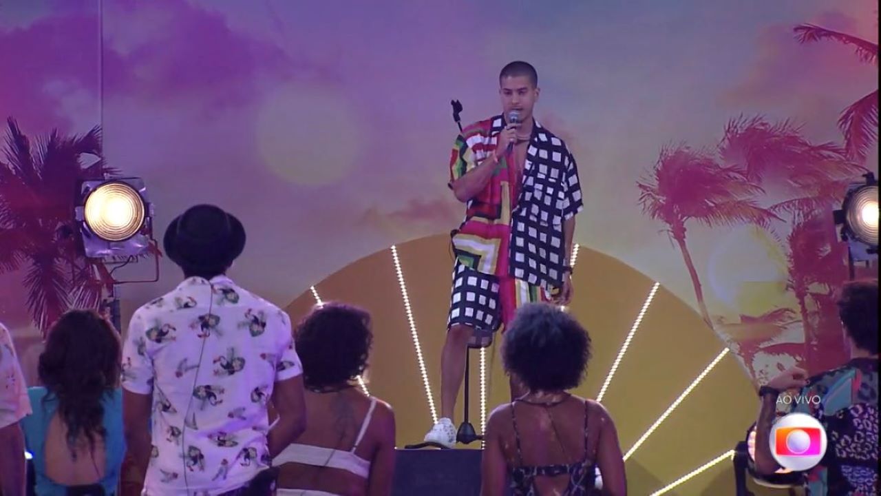 BBB 22: Arthur Aguiar vira atração musical em sua própria festa