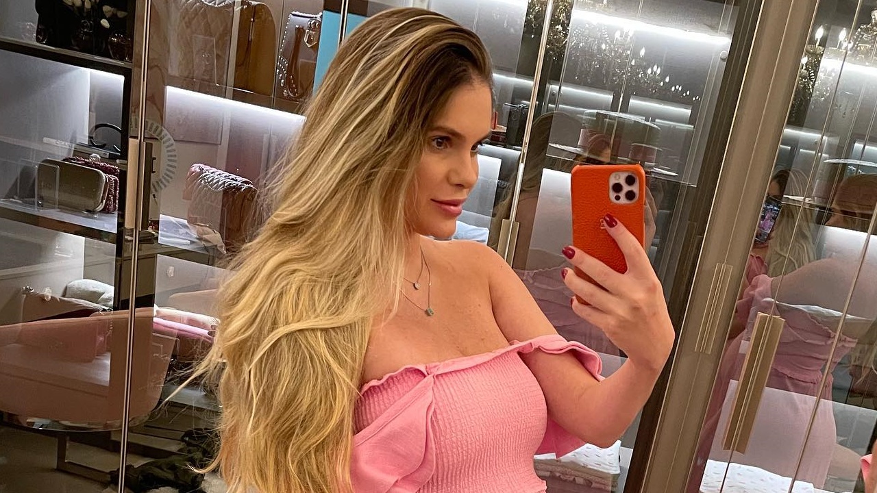 Bárbara Evans mostra detalhes do quarto da filha, Ayla: ”Só esperar nossa princesa”