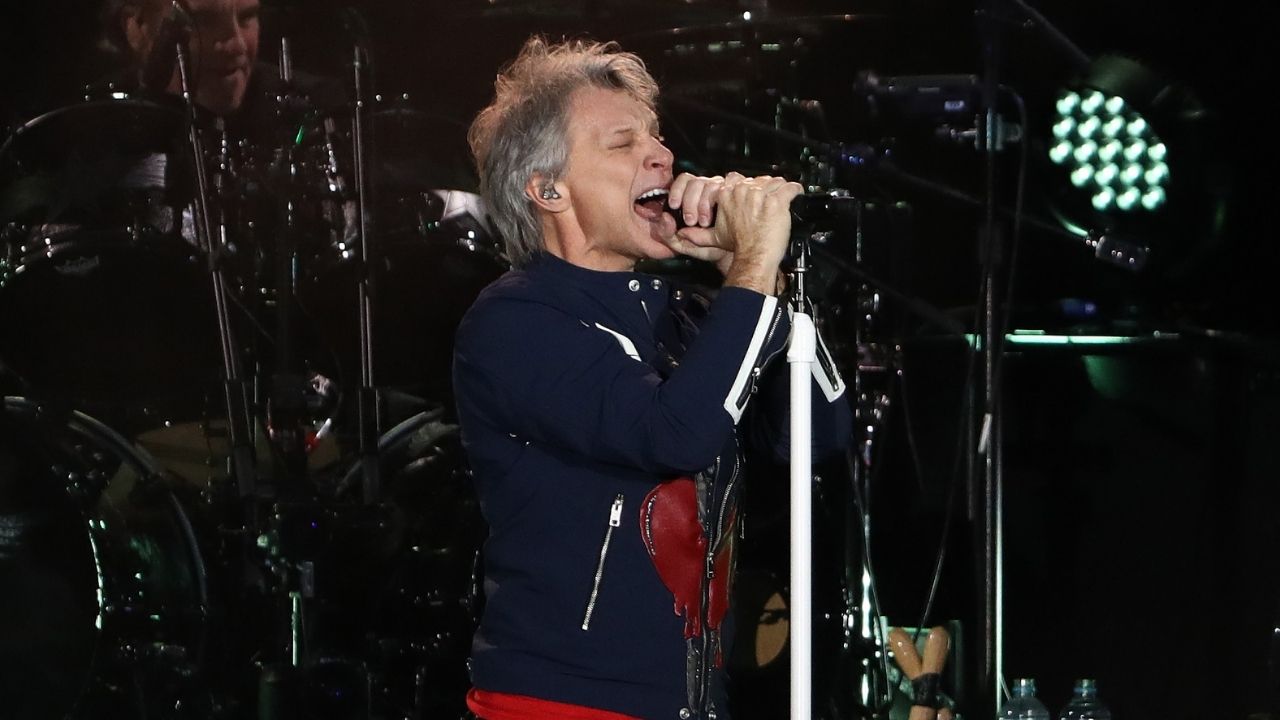 Bon Jovi completa 60 anos: veja suas músicas mais tocadas no Brasil