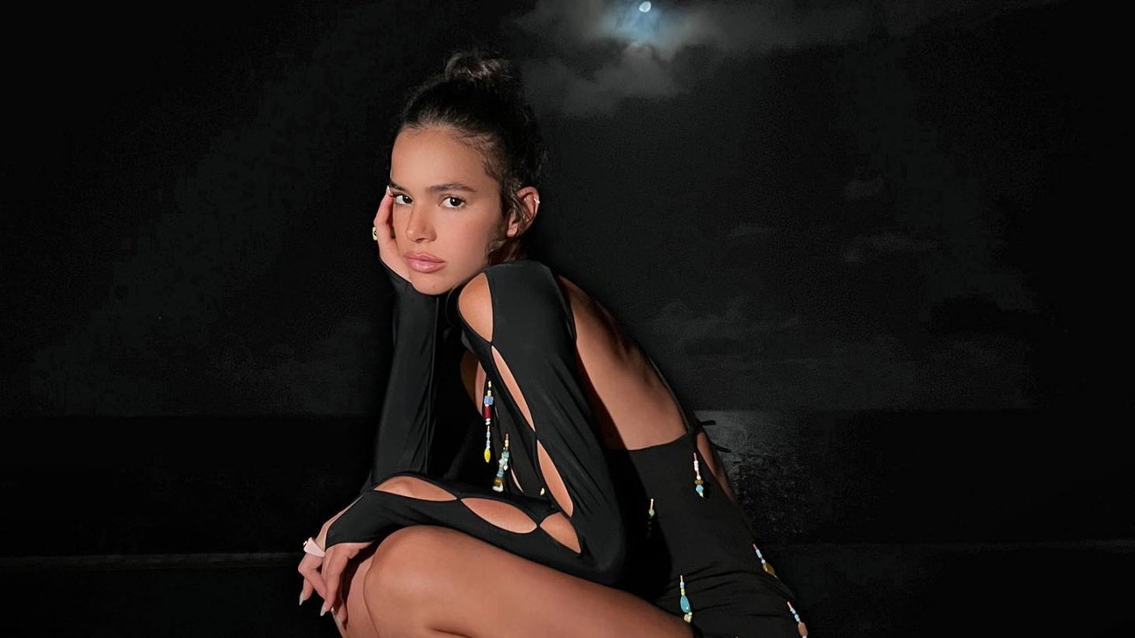 Bruna Marquezine chora ao receber carinho do público após entrar em filme da DC: ”É muito especial”
