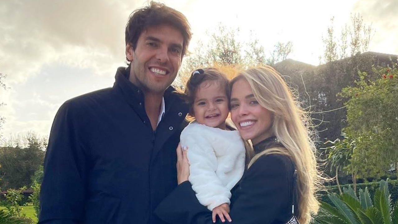 Carol Dias posta clique em família após revelar perda da segunda filha