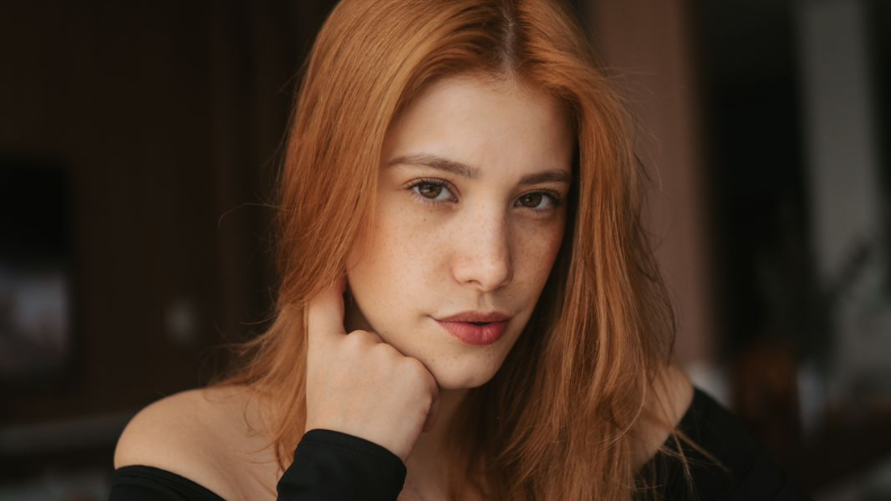 Caroline Dallarosa fala sobre sonho de atuar no cinema: ”Uma das minhas metas”