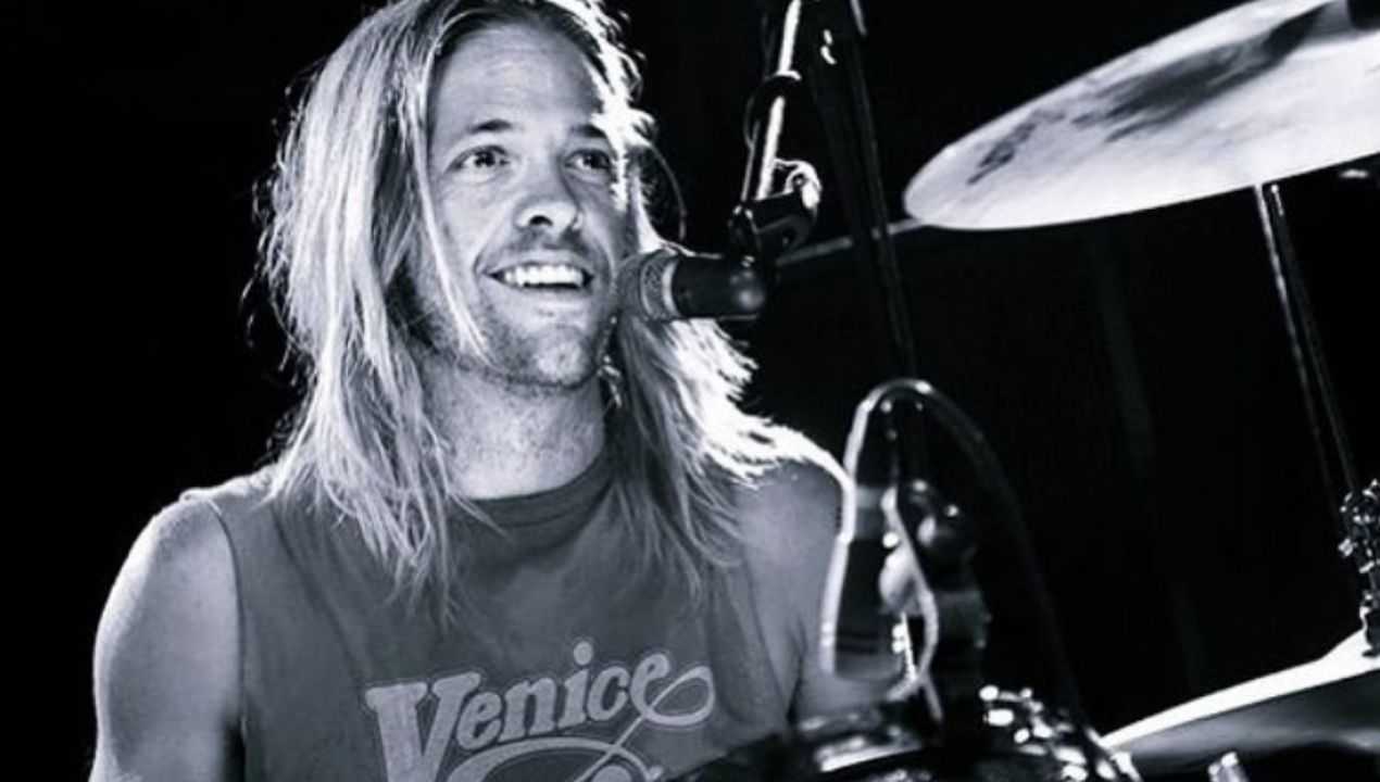 Causa da morte do baterista do Foo Fighters, Taylor Hawkins, é revelada