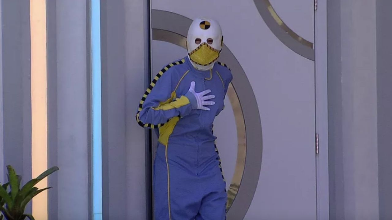 BBB 22: Produção tenta “trollar” brothers após especulação de paredão falso. Dummy entra na casa e deixa recado; confira