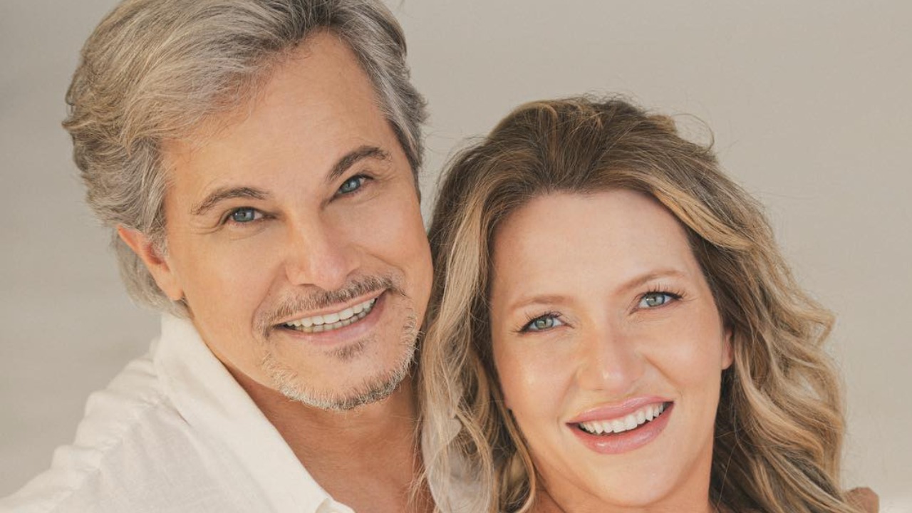 Edson Celulari completa 64 anos e ganha homenagem da esposa: ”Um grande homem”