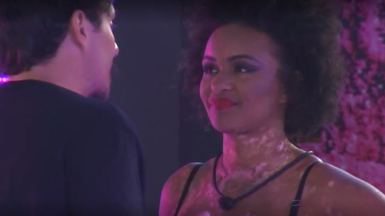 BBB 22: Natália se incomoda com ‘brincadeiras’ de Eliezer com sisters: ”Não sei qual é pior”