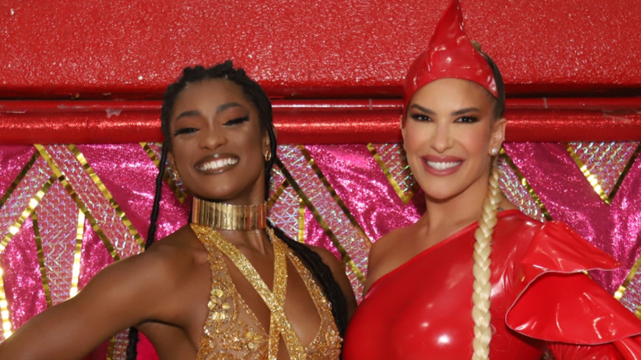 Erika Januza e Lore Improta se encontram pela primeira vez em ensaio da Viradouro
