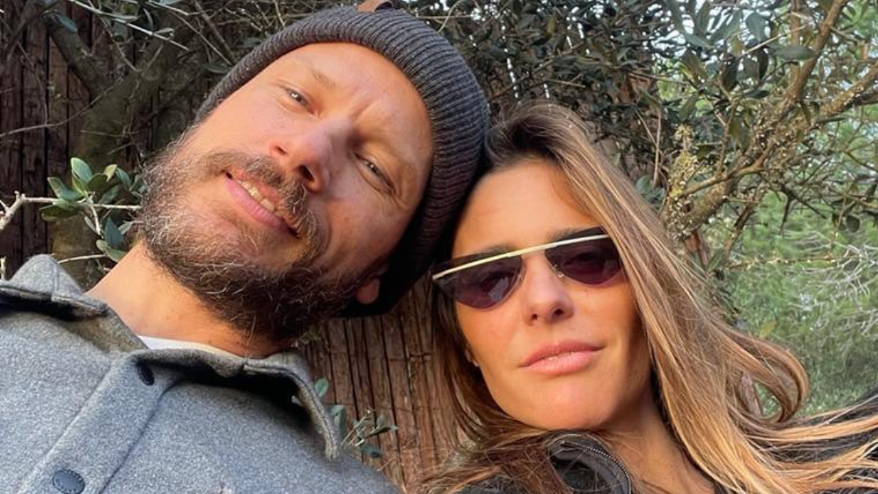 Fernanda Lima e Rodrigo Hilbert protagonizam cena romântica durante gravações