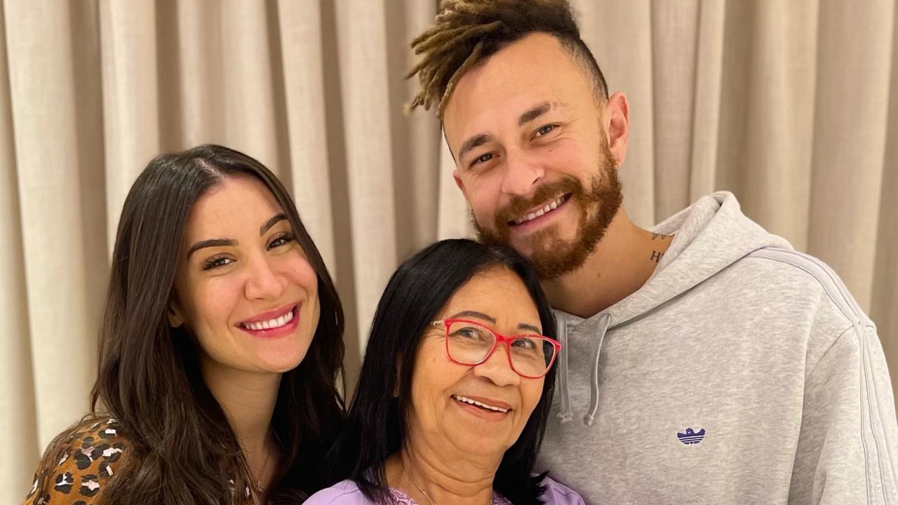 Fred homenageia a mãe e Bianca Andrade no Dia Internacional das Mulheres: ”Amo vocês”
