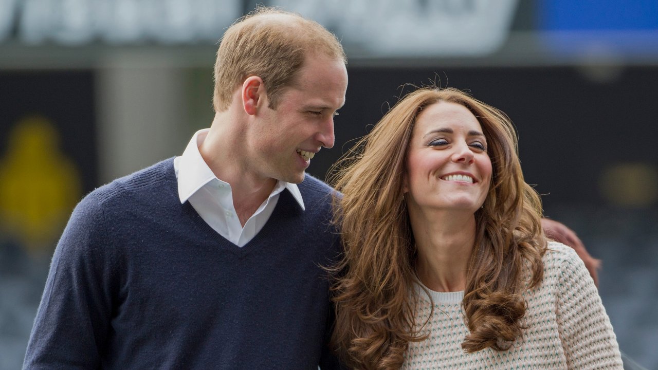 Em Belize, Príncipe William se diverte ao dançar em comunidade local: ”Um evento tão especial!”