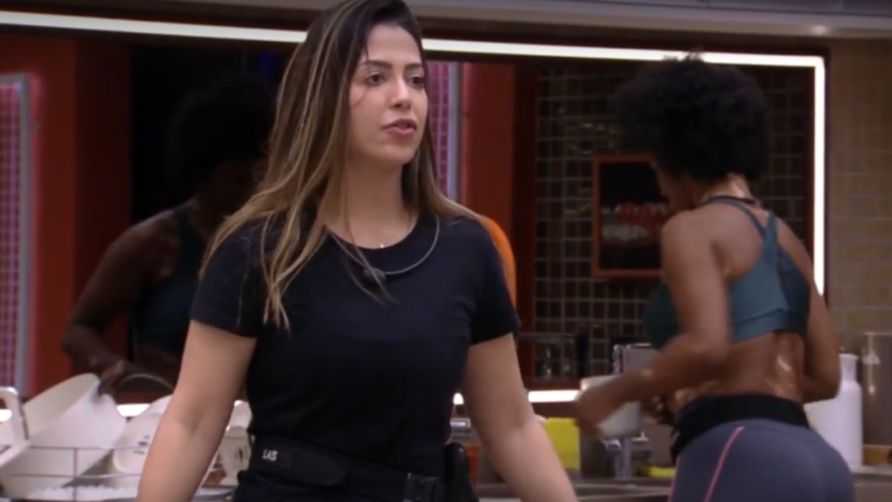 BBB 22: Laís quer colocar o líder Arthur Aguiar no Castigo do Monstro: ”Já vou para o paredão mesmo”
