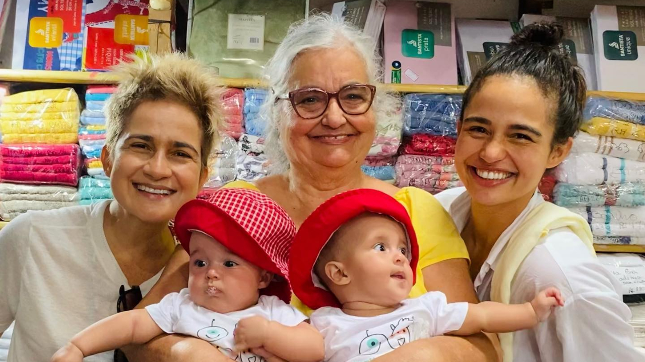 Nanda Costa registra momento especial das filhas com a bisavó: ”Grata e orgulhosa por isso”