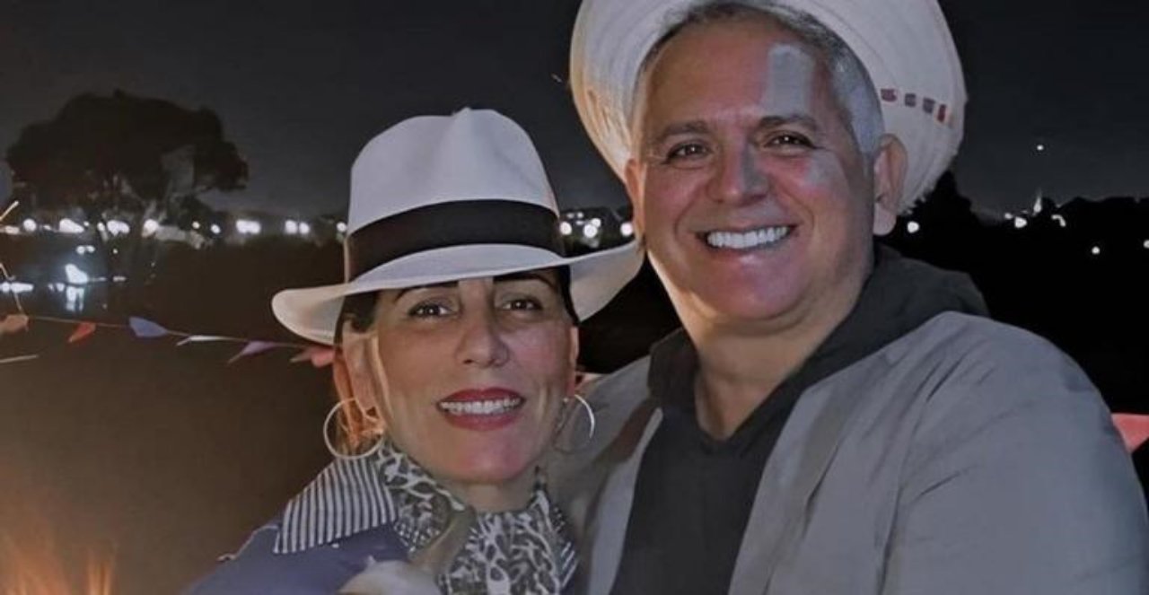 Glória Pires posta clique romântico com Orlando Morais e se declara: ”Um amor assim”