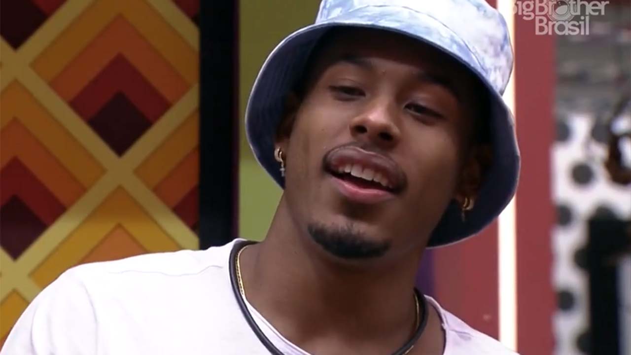 BBB 22: Paulo André alfineta sister e provoca climão