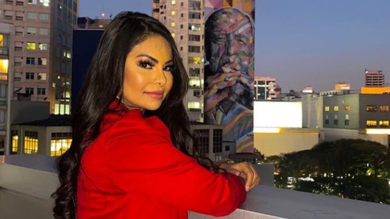 Família de Paulinha Abelha divulga causa da morte da cantora do grupo Calcinha Preta
