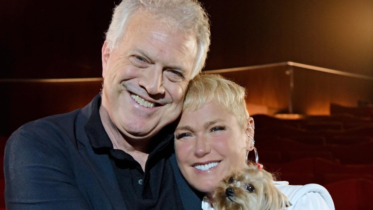 Xuxa Meneghel comemora aniversário de 64 anos do amigo Pedro Bial: ”Minha pedra branca”