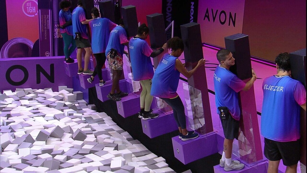 Prova de resistência no BBB 22 passa 12 horas; veja os brothers que continuam