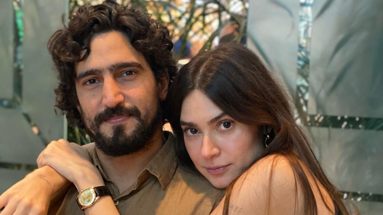 Na estreia de ‘Pantanal’, Renato Góes faz declaração para Thaila Ayala: ”Me inspirou”