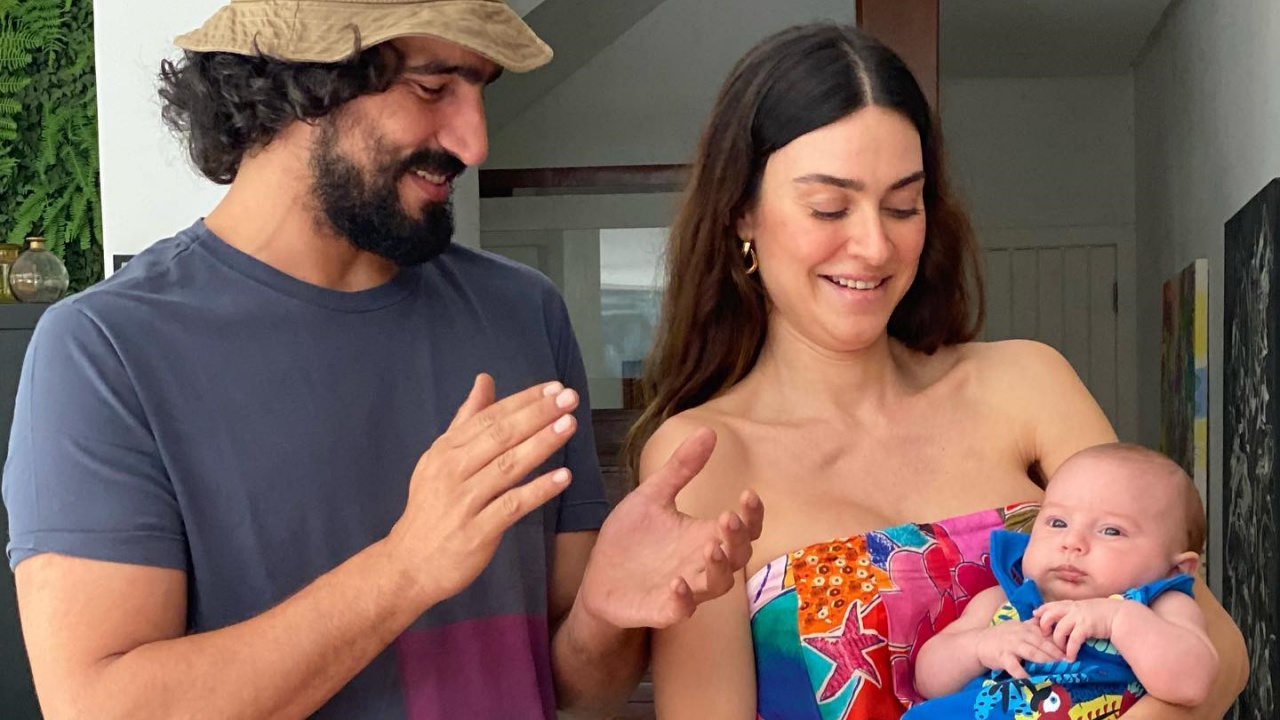 Ao lado da família, Thaila Ayala e Renato Góes comemoram o 3° mês do filho