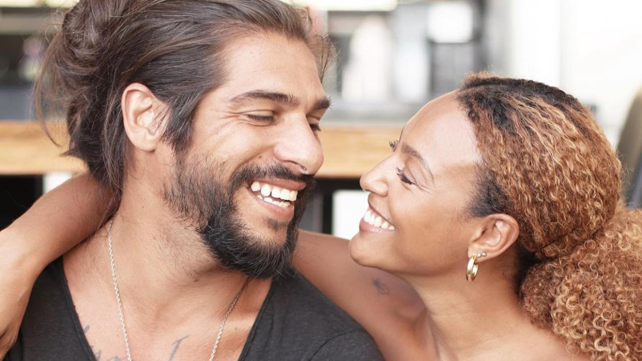 Sheron Menezzes mostra registros do casamento com Saulo Bernard