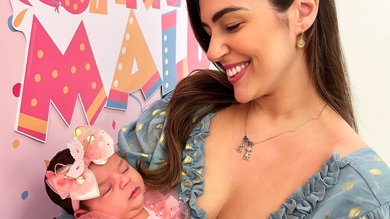 Vivian Amorim recria foto com a filha, Malu, e faz desabafo sobre maternidade