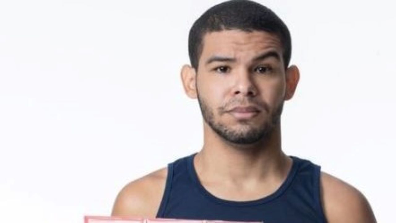Com 55,87% dos votos, Vinicius é o oitavo eliminado do ‘BBB 22’