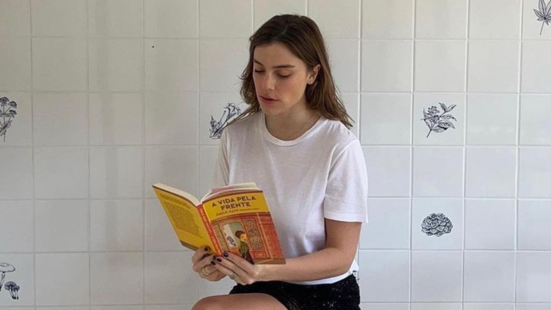 João Vicente deixa mensagem enigmática em homenagem para Alice Wegmann