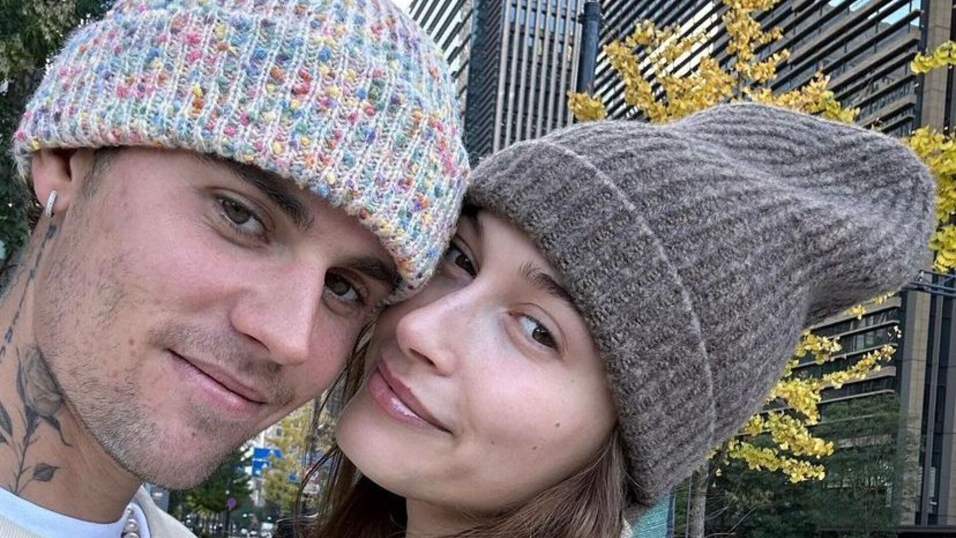 Em viagem ao Japão, Justin Bieber celebra o aniversário de 26 anos da esposa Hailey Baldwin