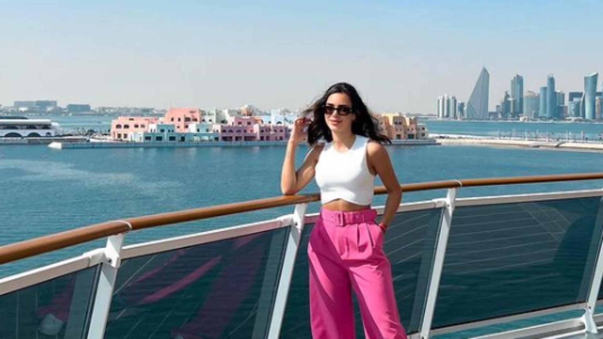 Bruna Biancardi desembarca no Catar para viagem de cruzeiro pela Europa