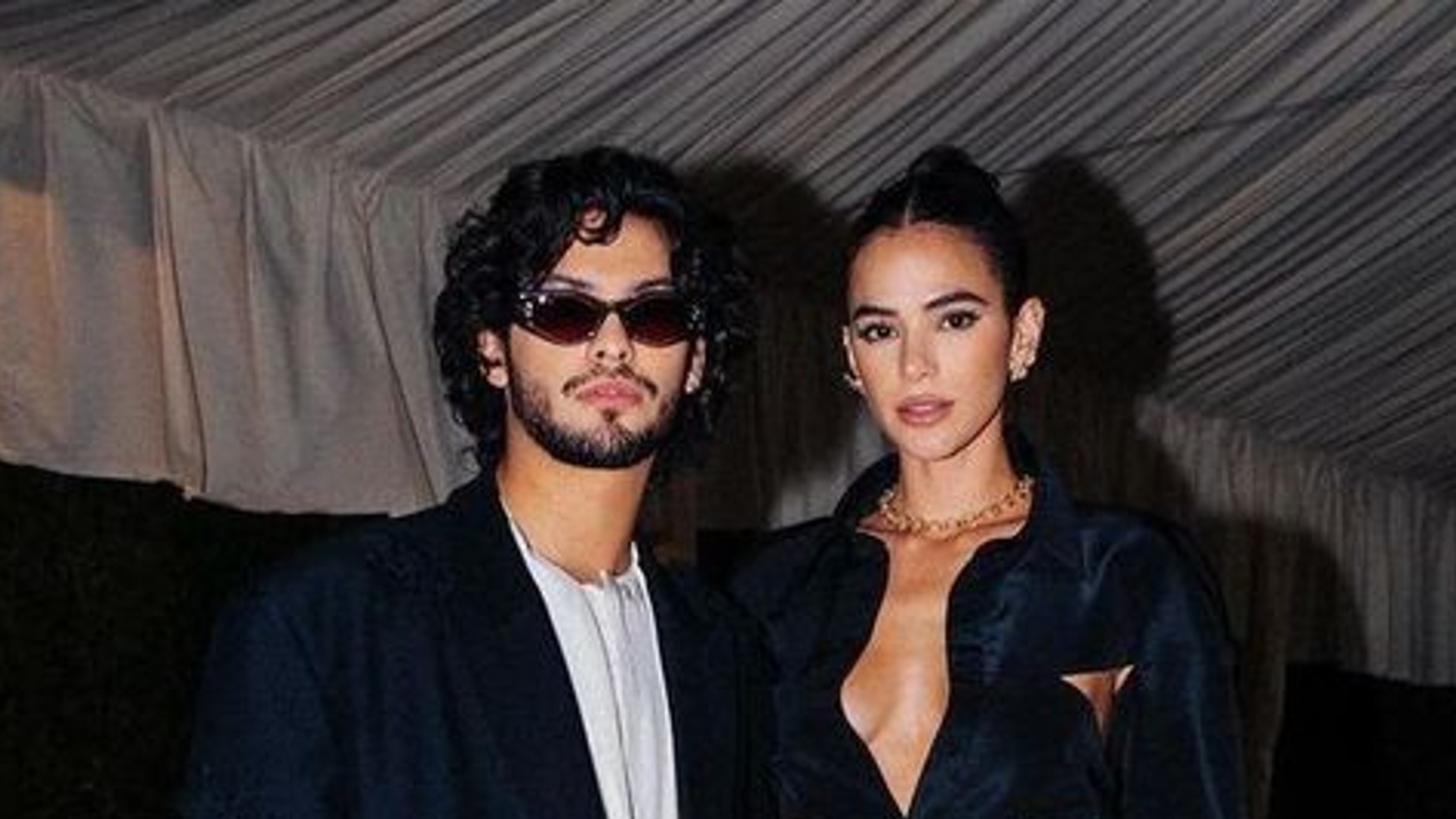Bruna Marquezine aparece em postagem de Xolo Maridueña e fãs voltam a especular possível relacionamento