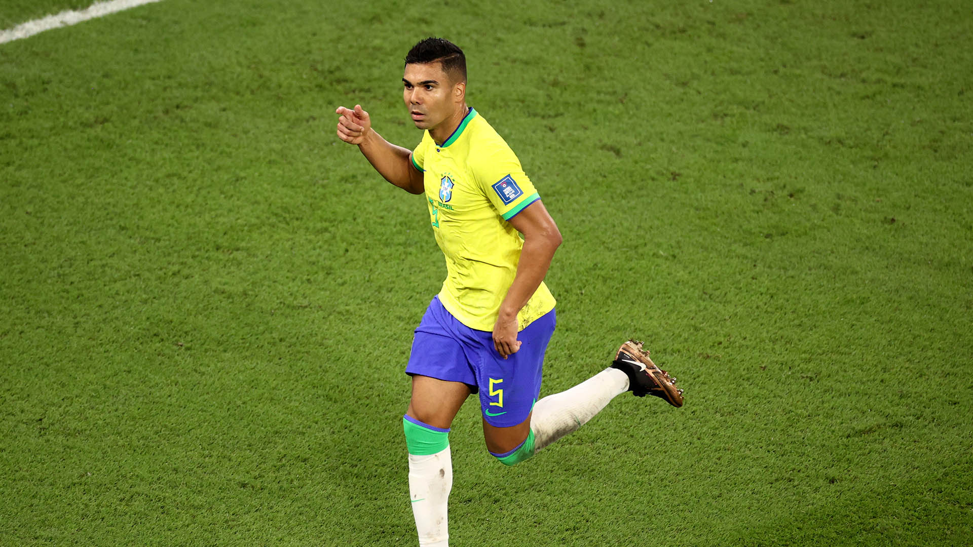 Copa do Mundo: Casemiro comprou carros milionários na Inglaterra