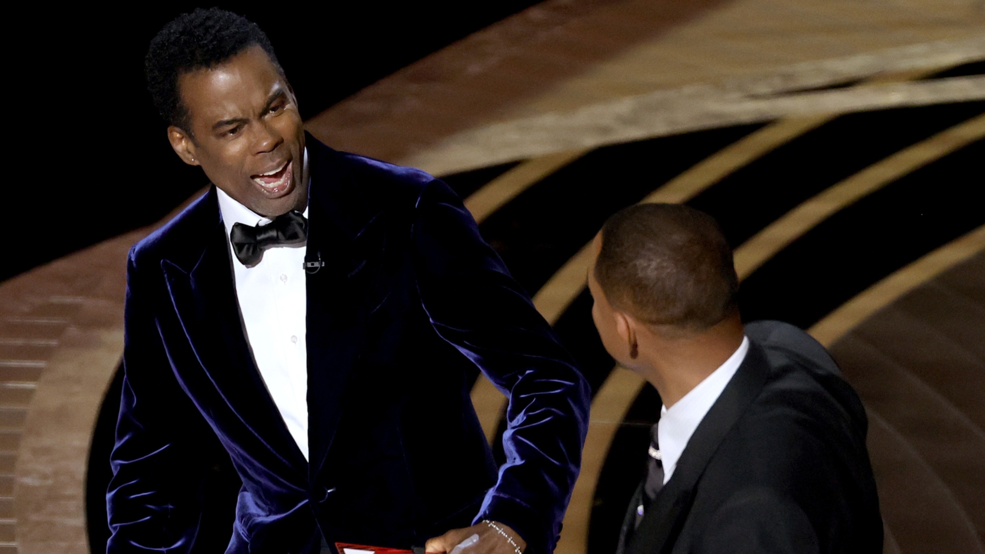 Will Smith admite ter perdido controle ao bater em Chris Rock no Oscar