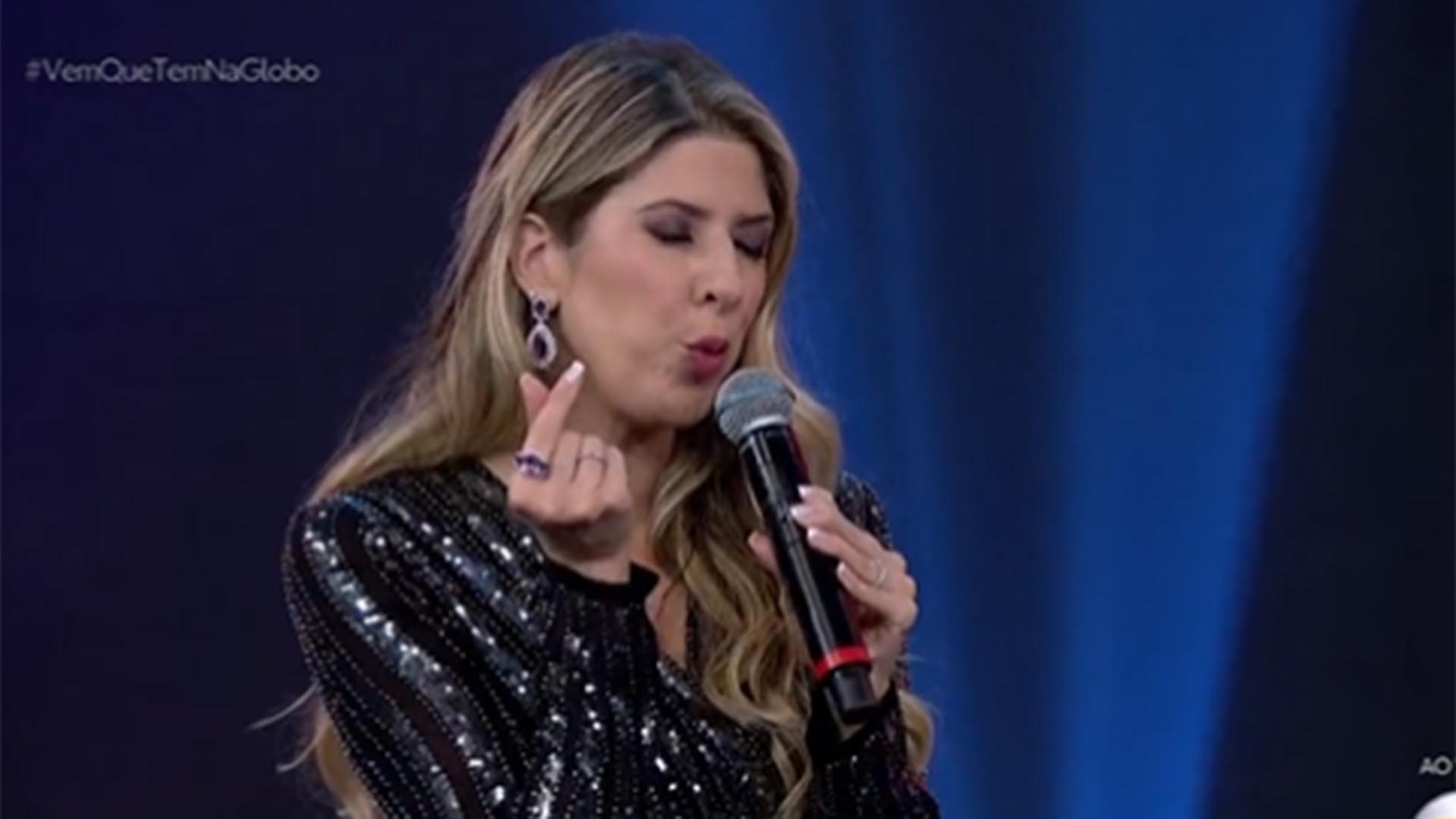 Dani Calabresa zoa o sotaque de Jade Picon ao vivo na Globo