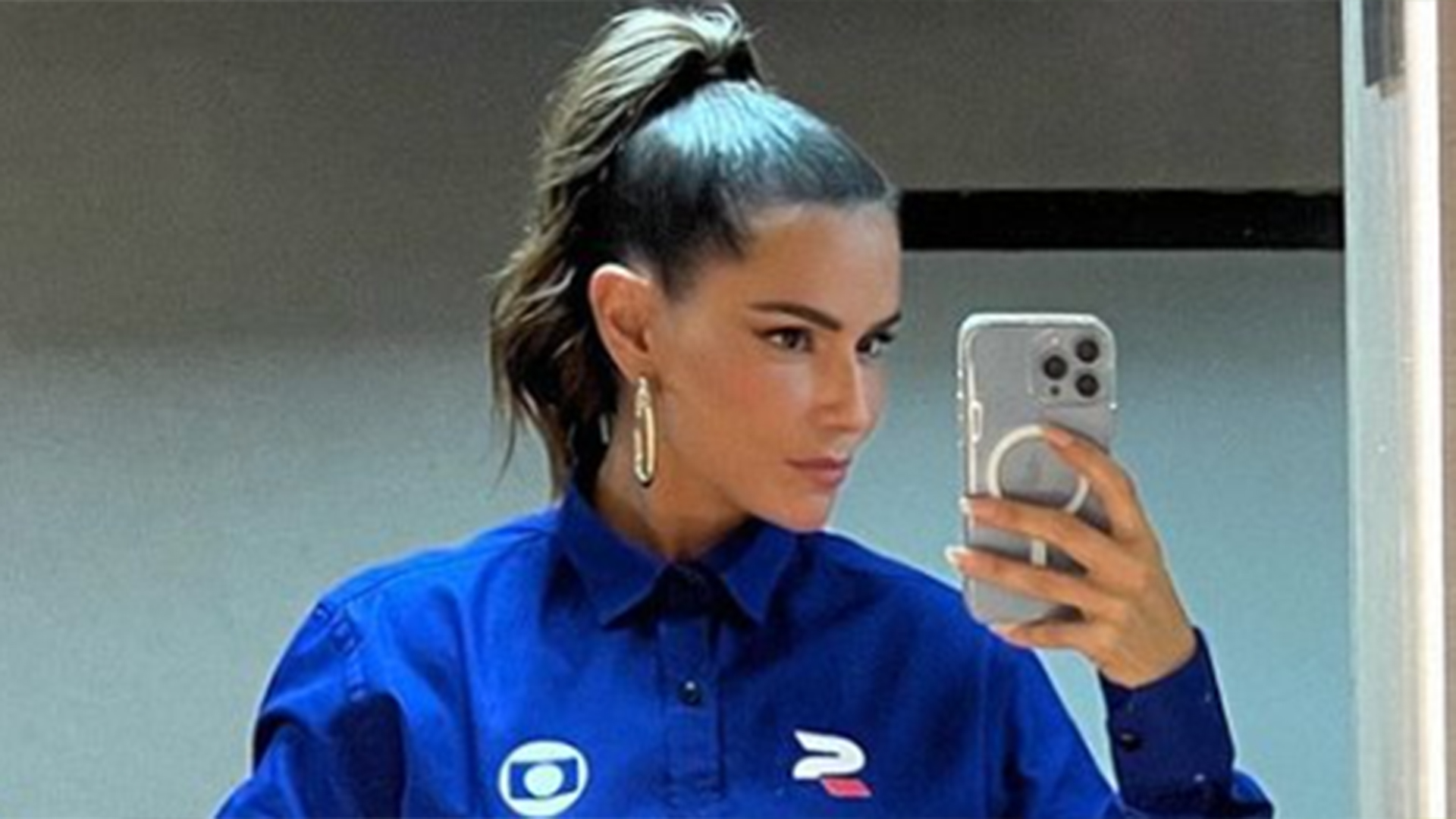 Deborah Secco entrega qual é a sua relação com o ex-marido Roger Flores