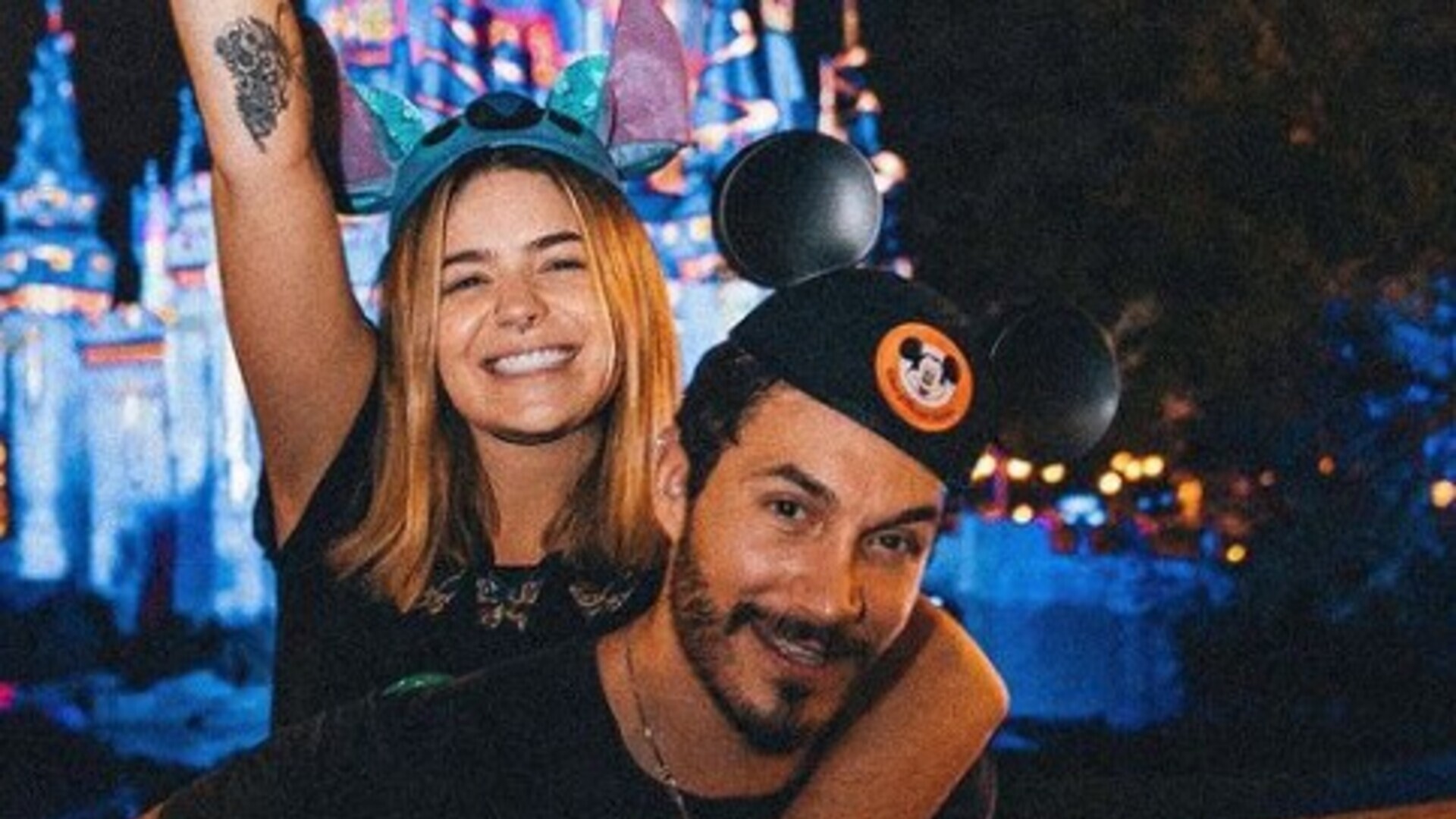 Eliezer mostra melhores momentos de viagem aos Estados Unidos com Viih Tube