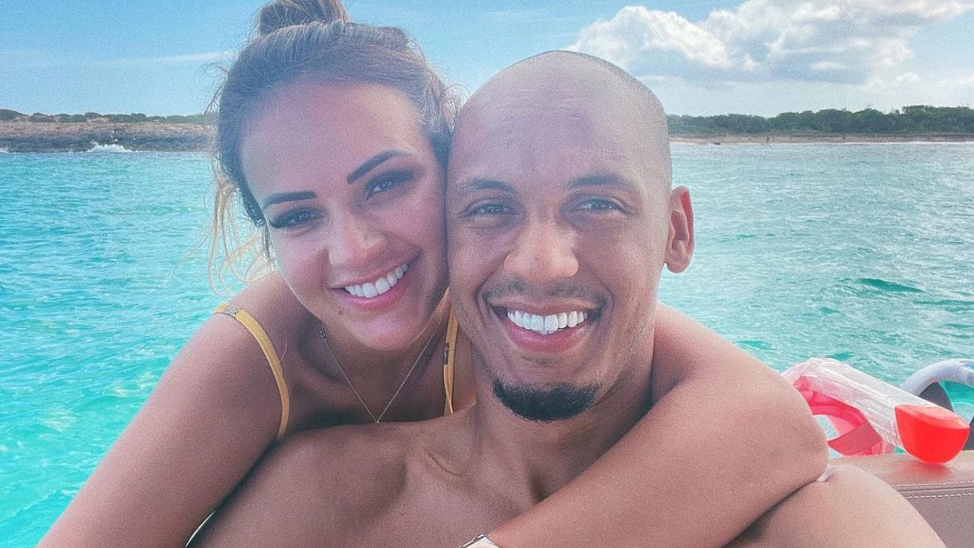 Copa do Catar: Esposa e técnica! Conheça Rebeca Tavares, esposa de Fabinho