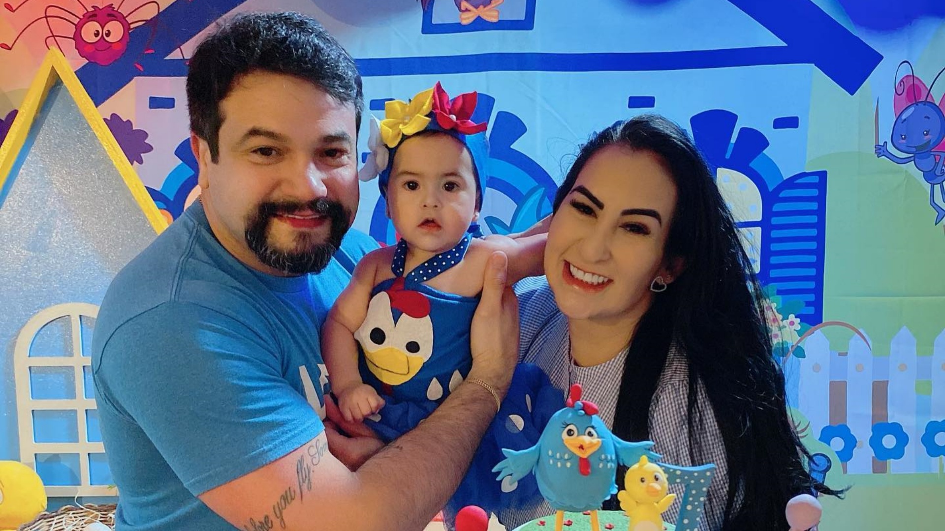 Fabiola Gadelha mostra detalhes da comemoração do sétimo mês da filha: “Ela ama”
