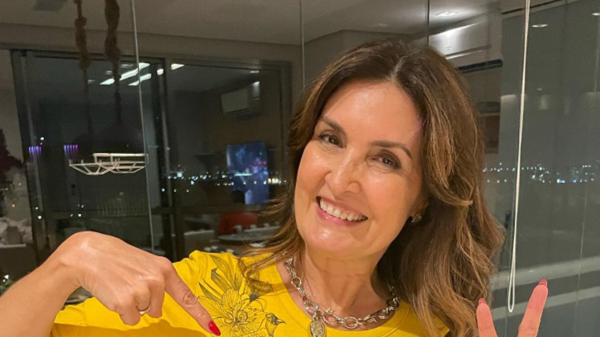 Fátima Bernardes testa positivo para Covid: ‘Não escapei’