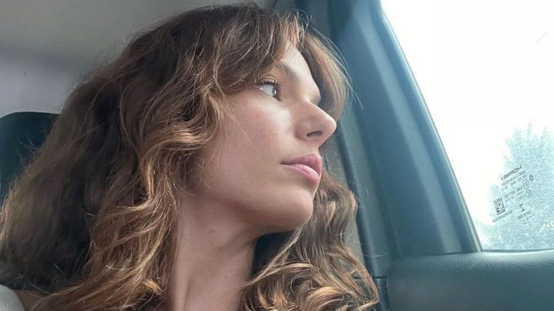 Isis Valverde abre álbum de fotos de viagem à trabalho para a Bahia: “Foi lindo”