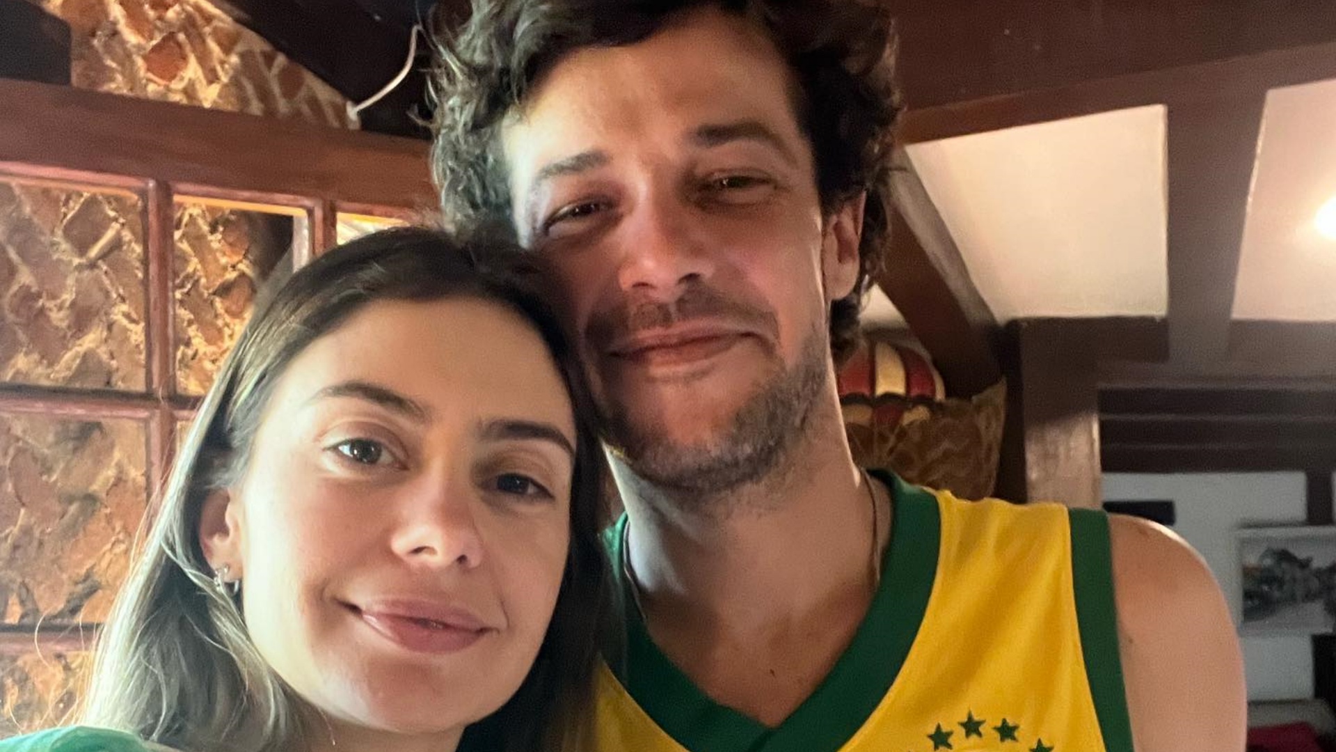 Com cliques inéditos, Jayme Matarazzo se declara no aniversário da esposa: “Você é luz”