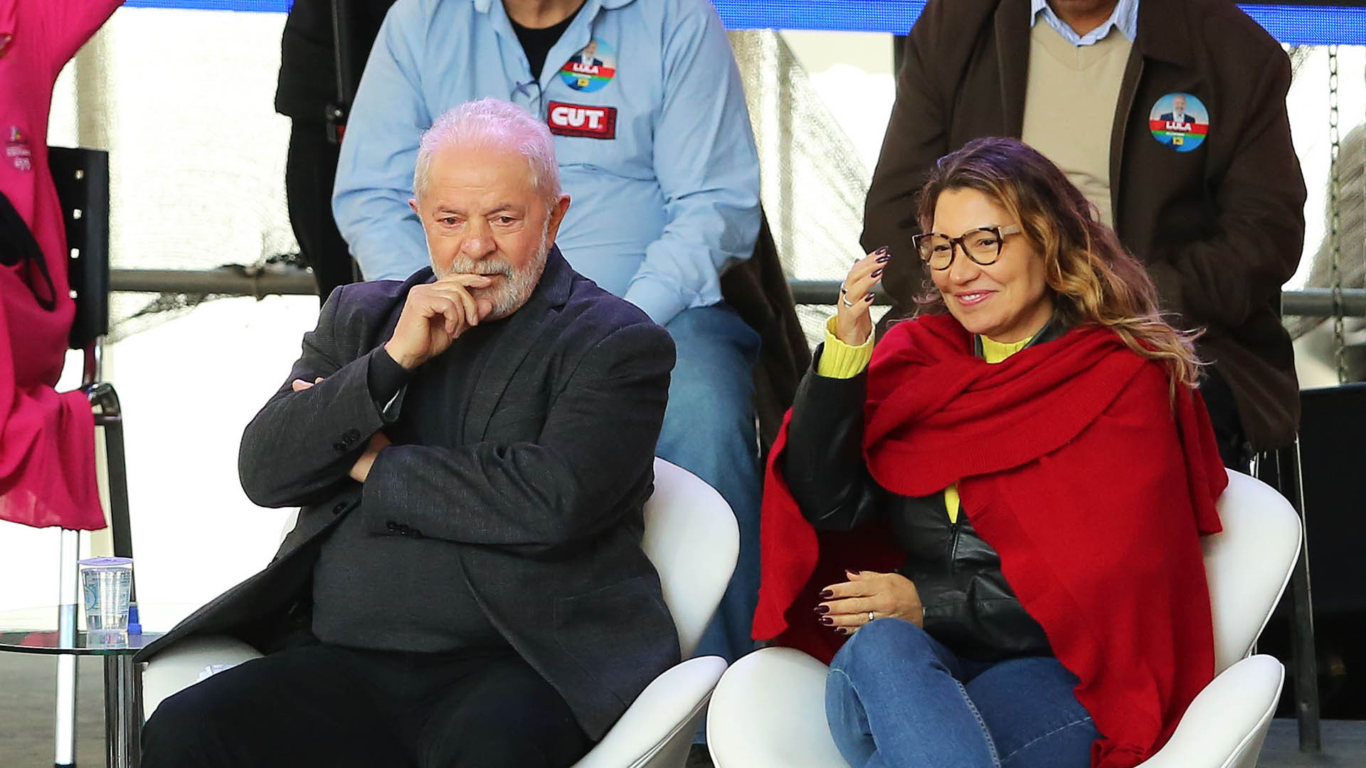 Esposa de Lula, Janja explica seu choro no discurso do marido