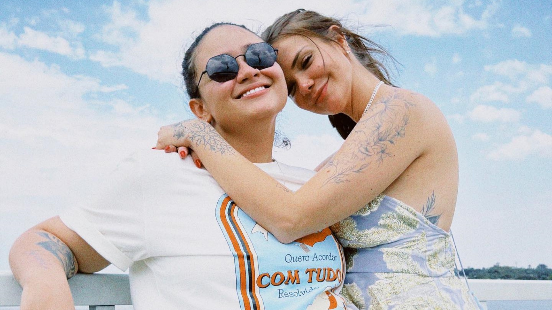 Marcela Mc Gowan comemora aniversário de namoro com linda declaração para Luiza Martins