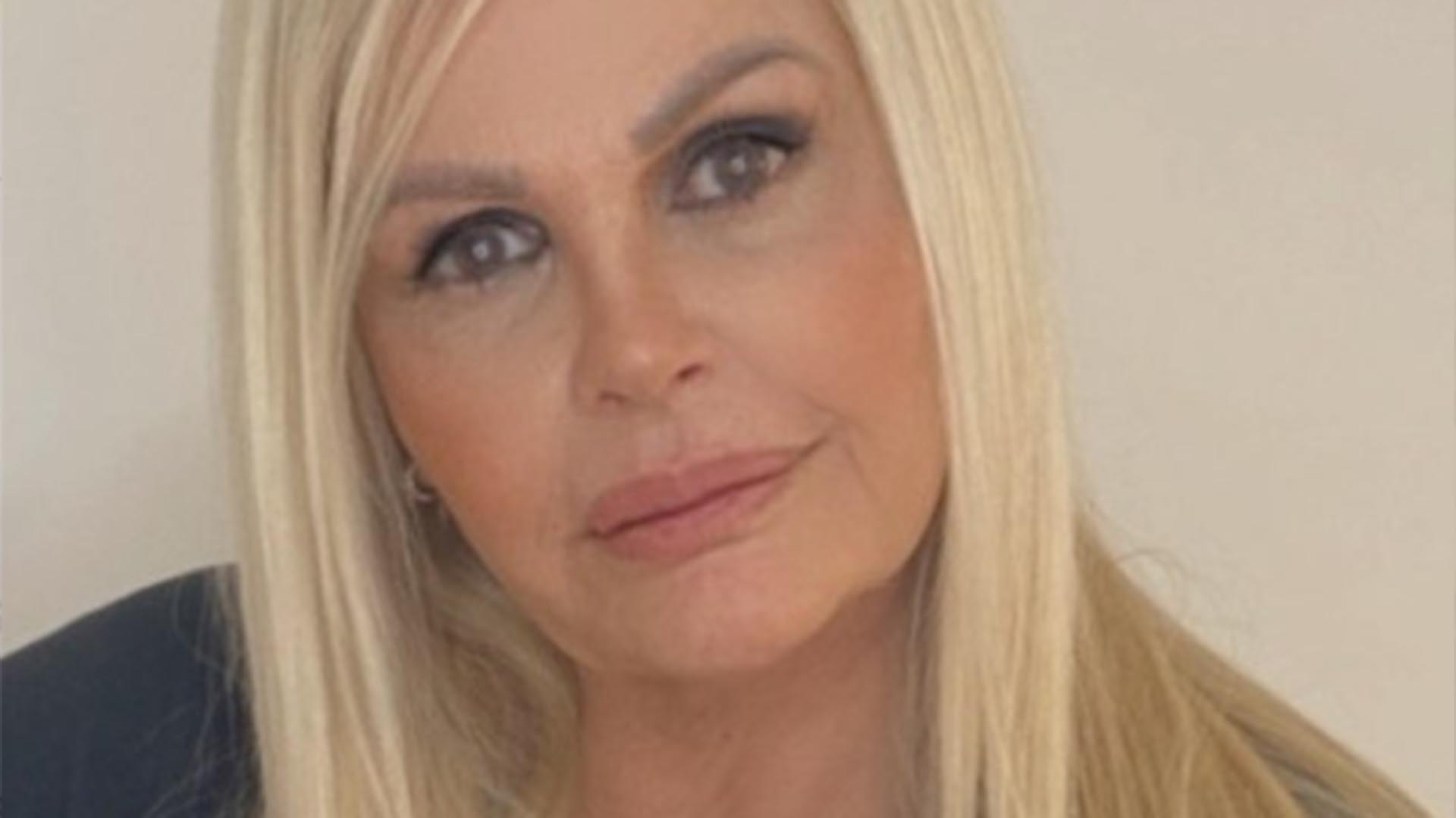 Diagnosticada com dengue, Monique Evans leva susto e vai parar em hospital no Rio