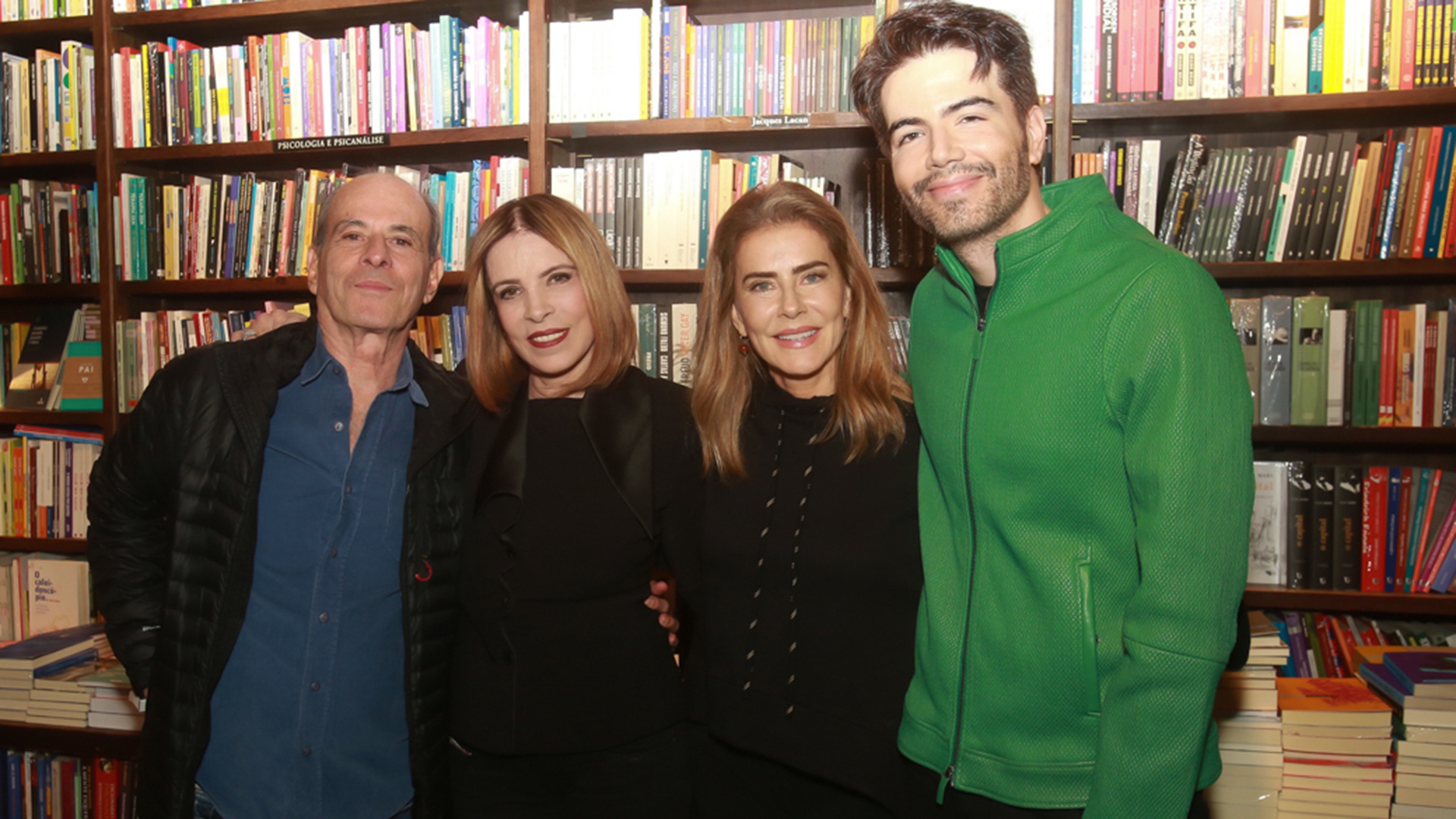Liège Monteiro e Luiz Fernando Coutinho lançam o livro ‘Bastidores’